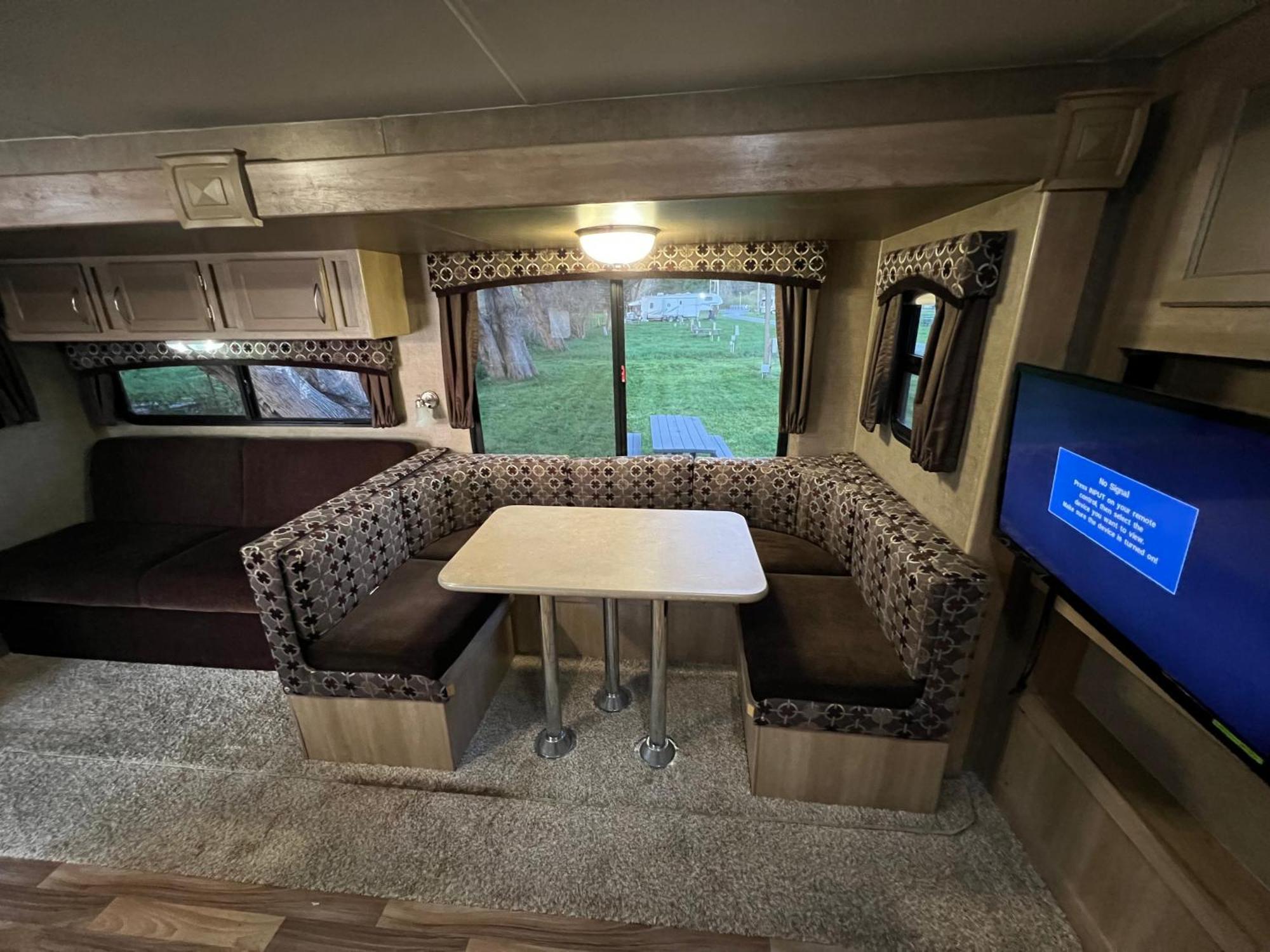 Hotel Surfside Glamping Camper à Klamath Extérieur photo