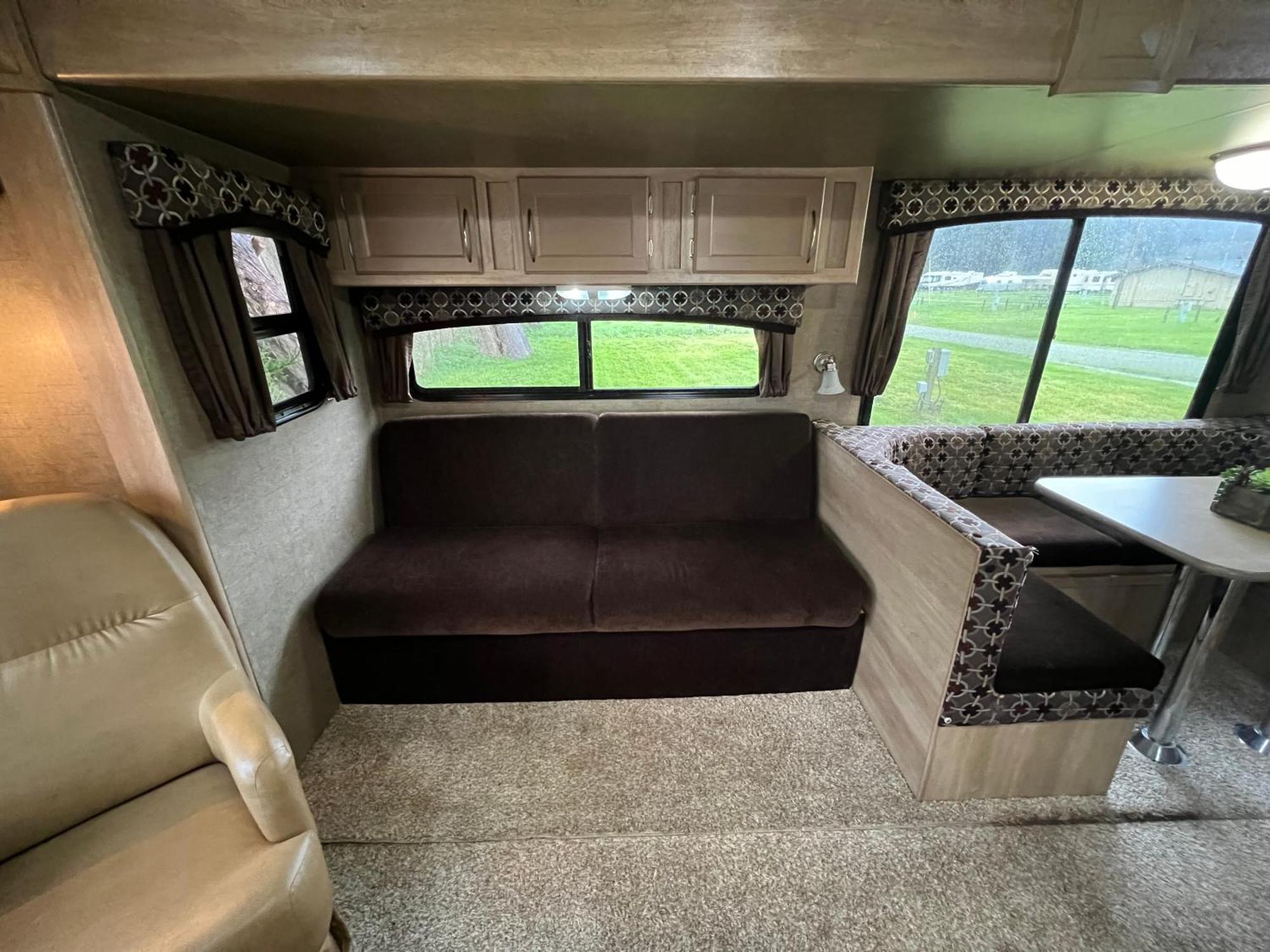 Hotel Surfside Glamping Camper à Klamath Extérieur photo